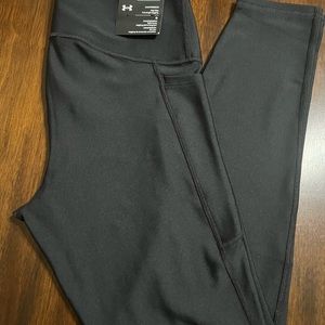 New Armou Under Black size Large.